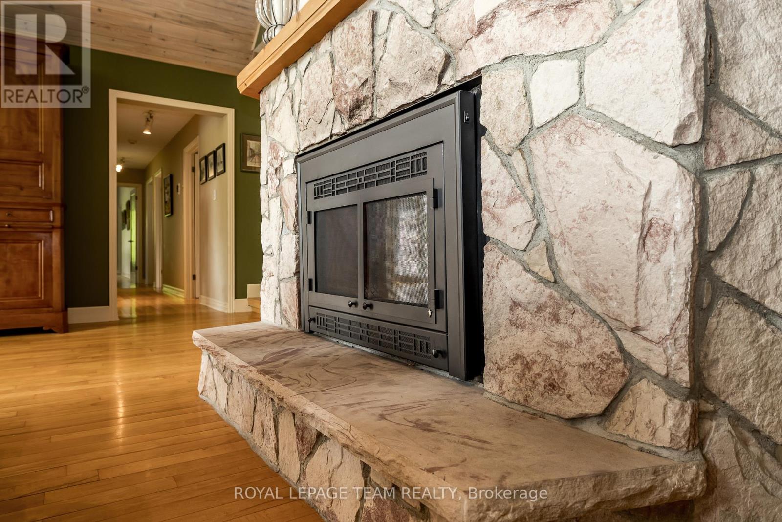164a Deans Island Road, Rideau Lakes, Ontario  K0G 1E0 - Photo 11 - X12201991