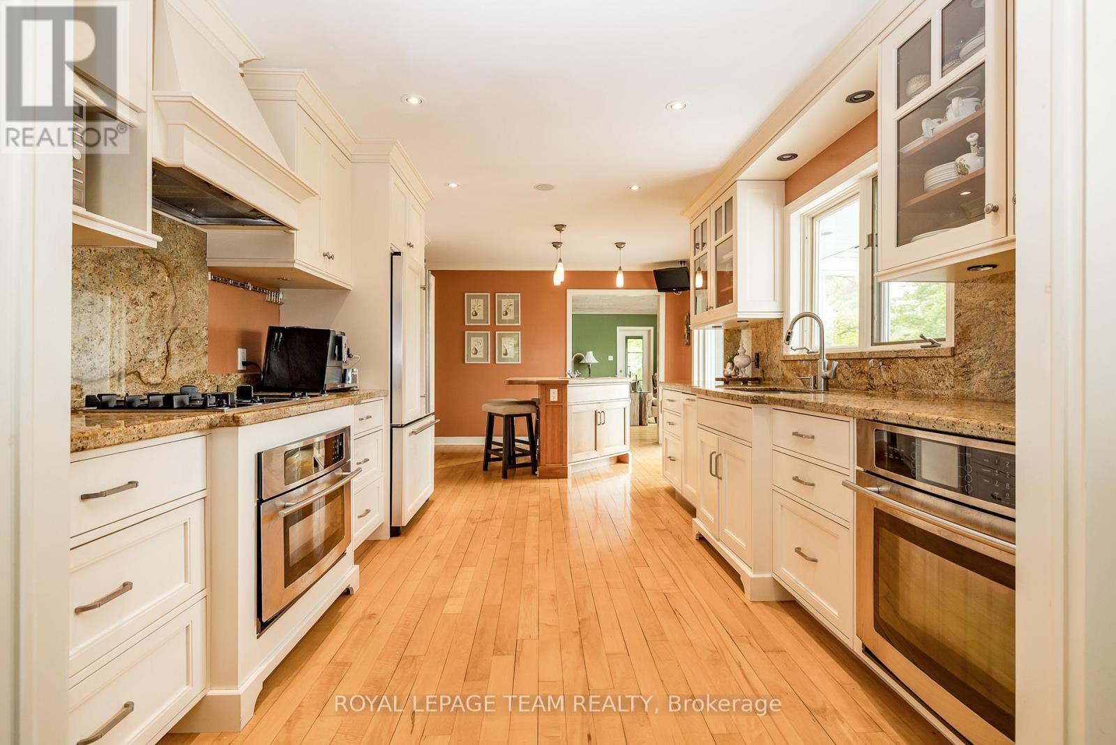 164a Deans Island Road, Rideau Lakes, Ontario  K0G 1E0 - Photo 13 - X12201991