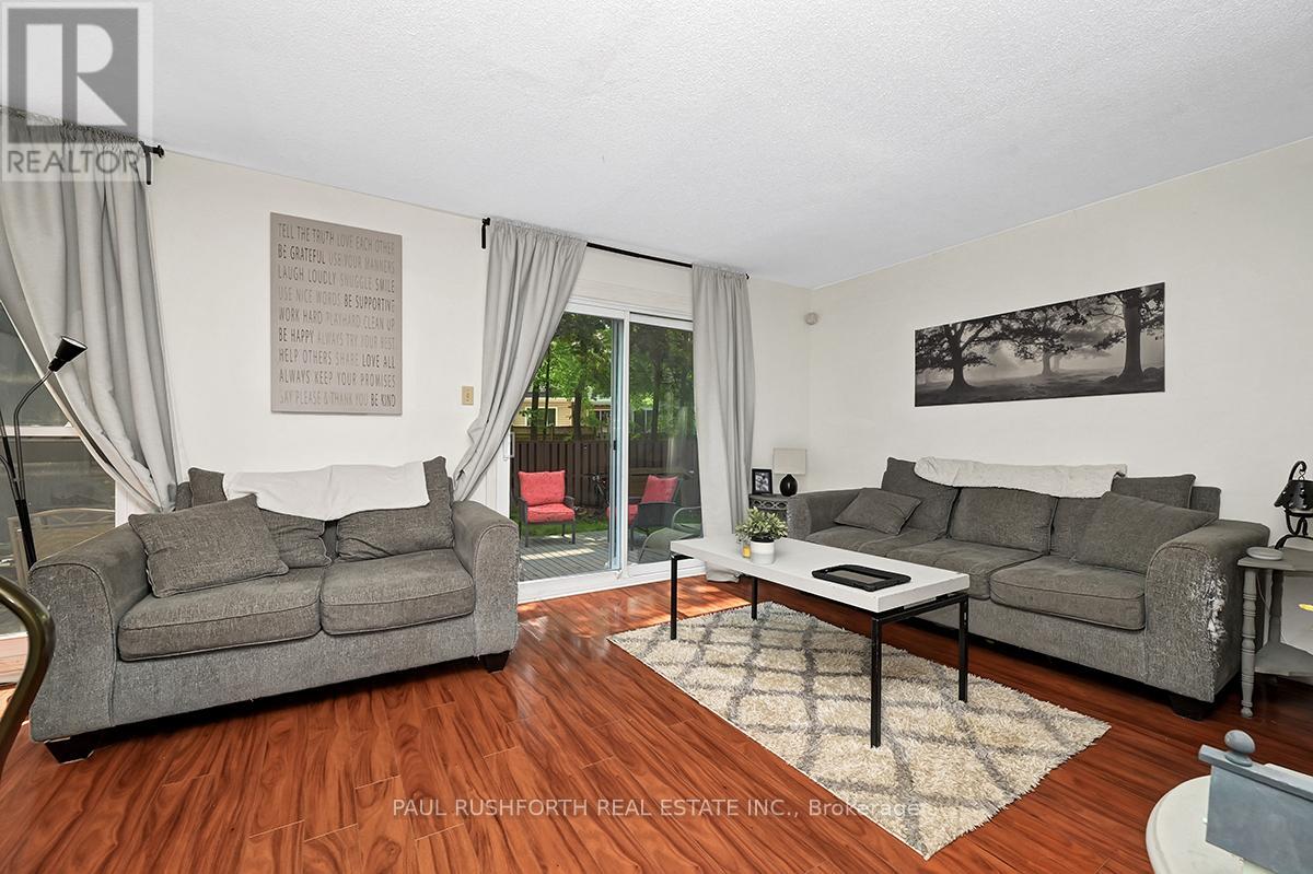 30 Compata Way, Ottawa, Ontario  K1B 4W9 - Photo 3 - X12202067