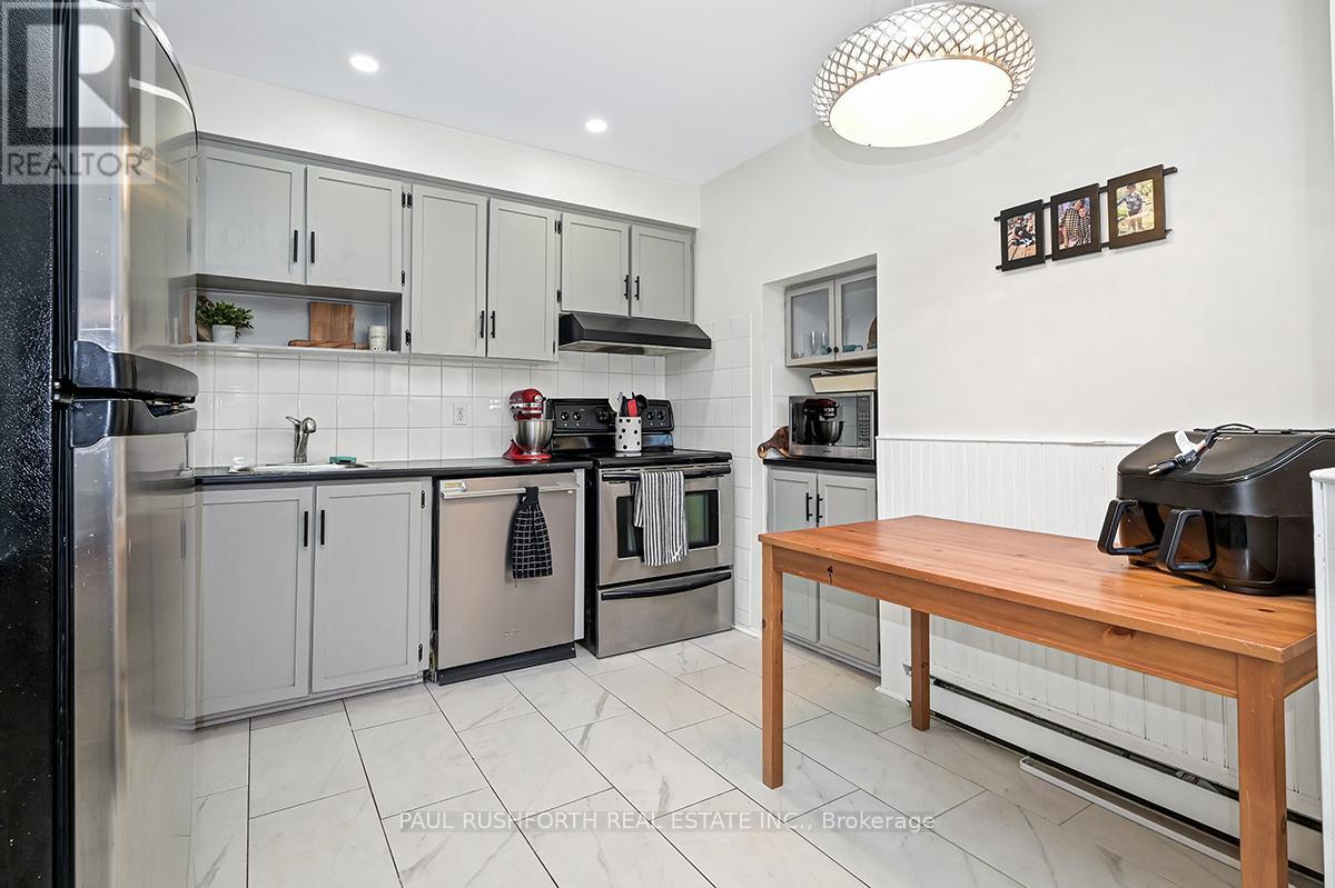 30 Compata Way, Ottawa, Ontario  K1B 4W9 - Photo 8 - X12202067