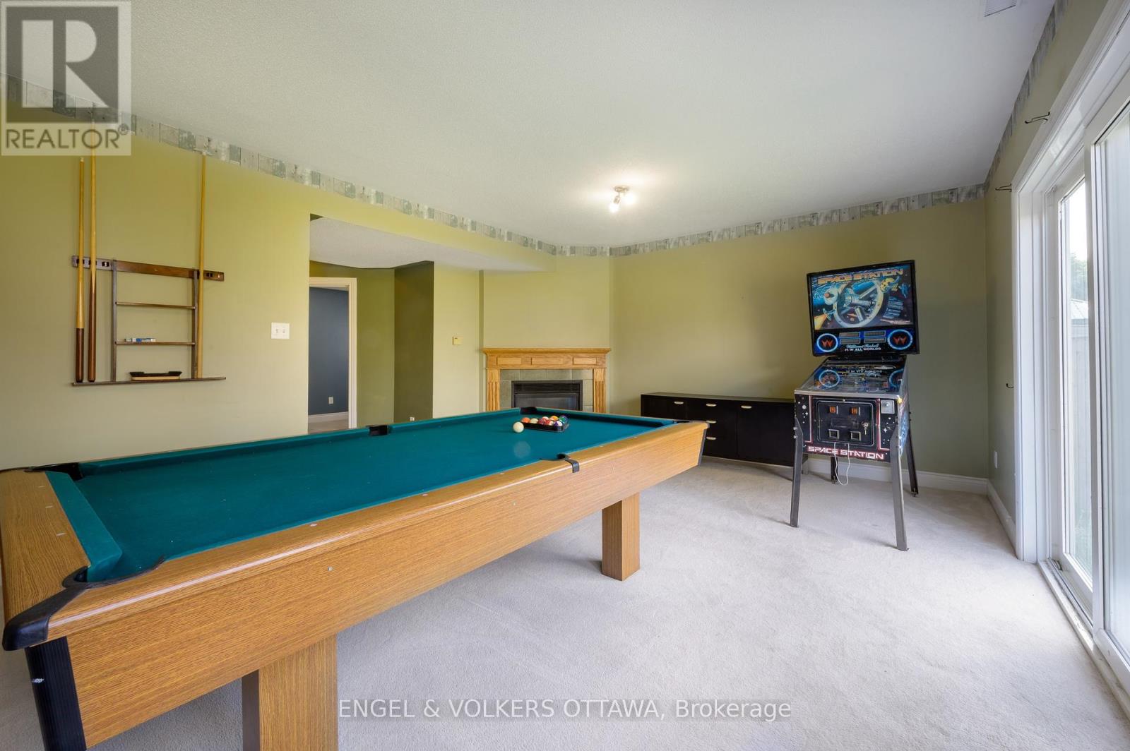 43 Castle Glen Crescent, Ottawa, Ontario  K2L 4G9 - Photo 24 - X12202084