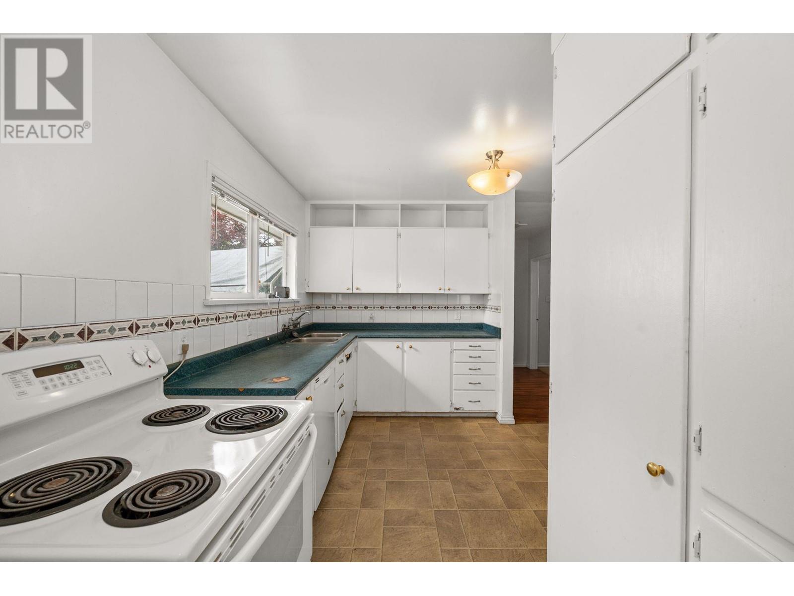 765 Lynn Valley Road, North Vancouver, British Columbia  V7J 1Z5 - Photo 12 - R3009802