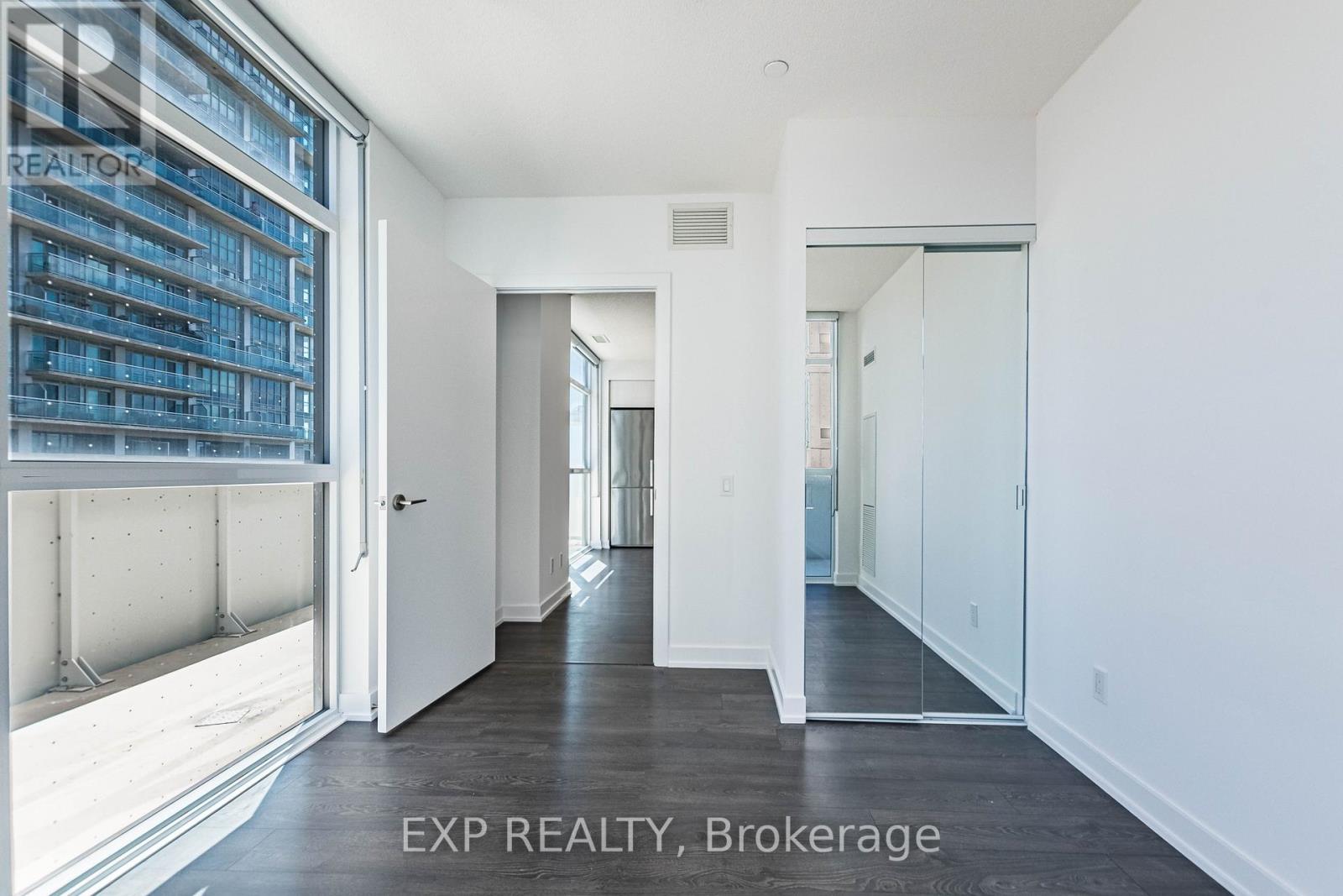 407 - 251 Manitoba Street, Toronto, Ontario  M8Y 0C7 - Photo 23 - W12201786