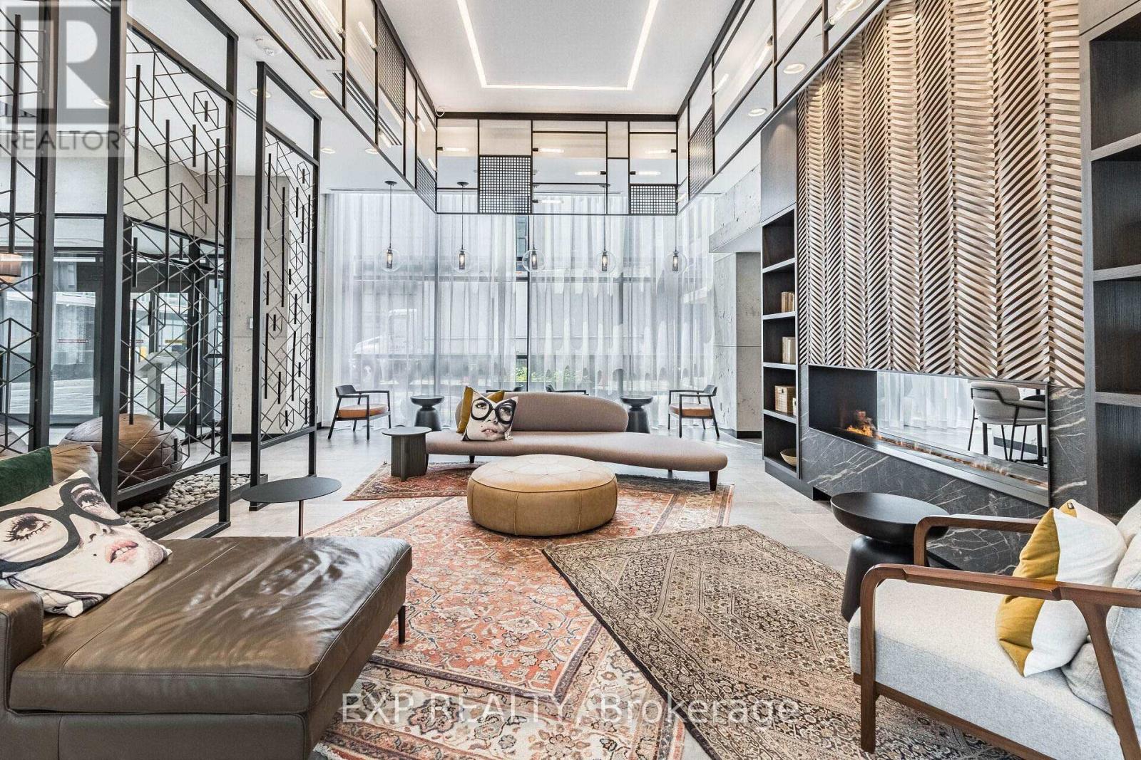 407 - 251 Manitoba Street, Toronto, Ontario  M8Y 0C7 - Photo 3 - W12201786