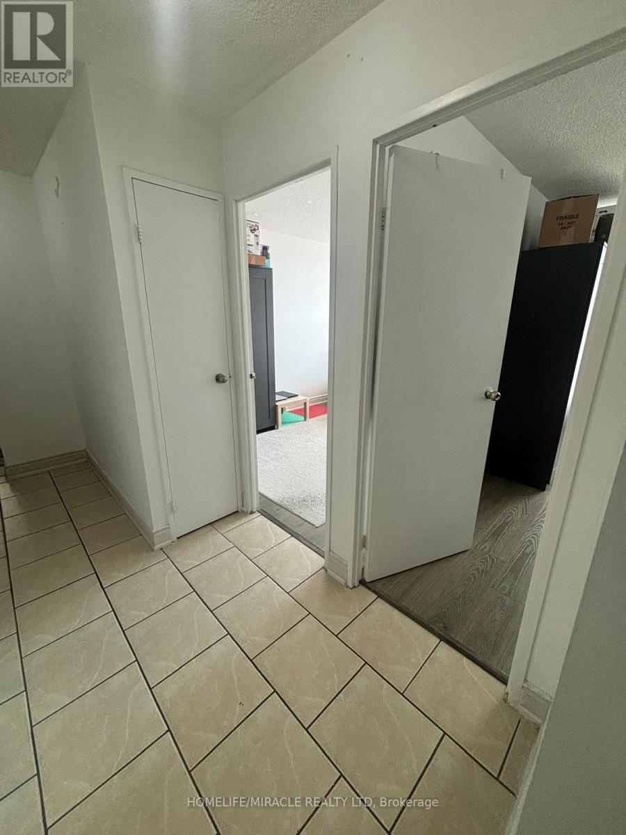 1106 - 4 King Cross Road, Brampton, Ontario  L6T 3X8 - Photo 21 - W12201817