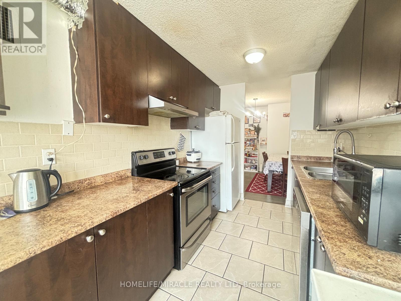 1106 - 4 King Cross Road, Brampton, Ontario  L6T 3X8 - Photo 34 - W12201817