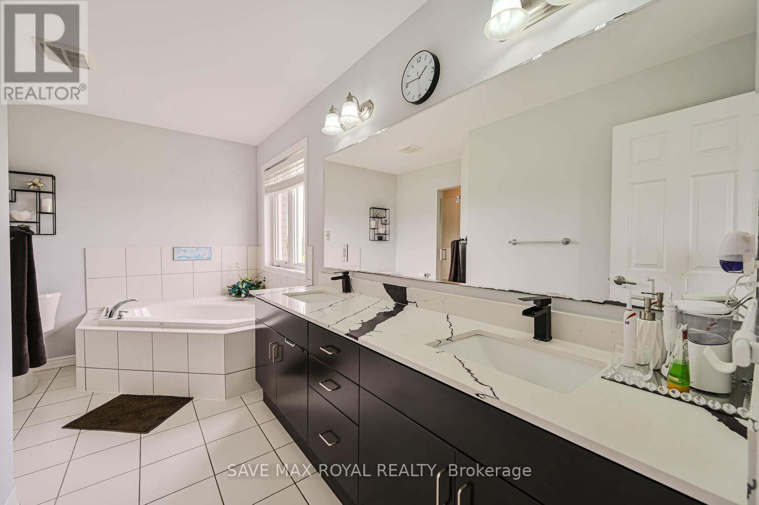 19 Polstar Road, Brampton, Ontario  L7A 4H1 - Photo 26 - W12201840