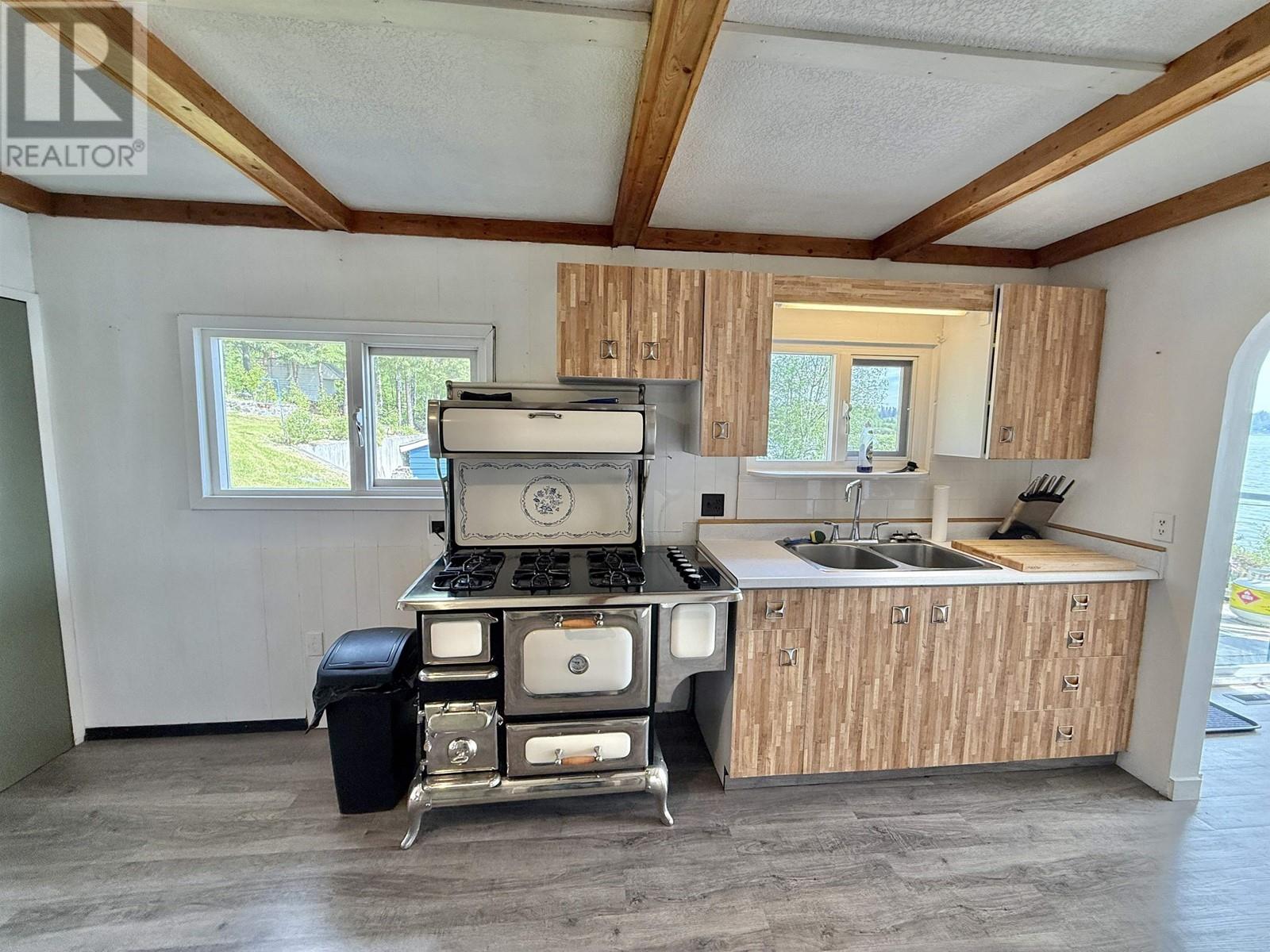 2648 Norwood Road, Quesnel, British Columbia  V2J 7C2 - Photo 15 - R3012237