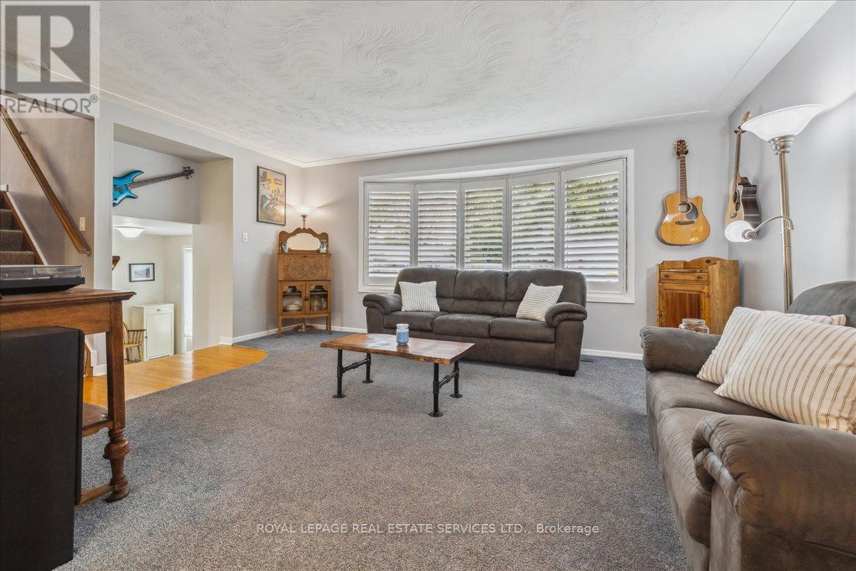 355 Hampton Heath Road, Burlington, Ontario  L7L 4R1 - Photo 6 - W12201872