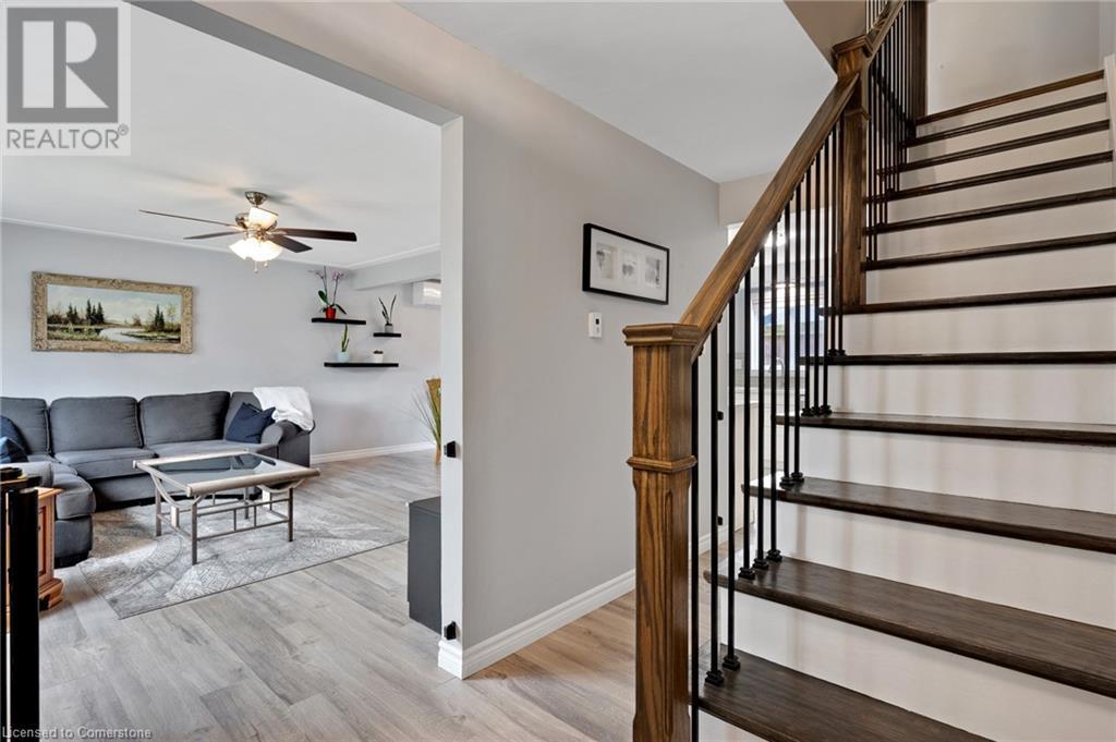92 Kenwood Drive, Kitchener, Ontario  N2B 3H2 - Photo 3 - 40736397