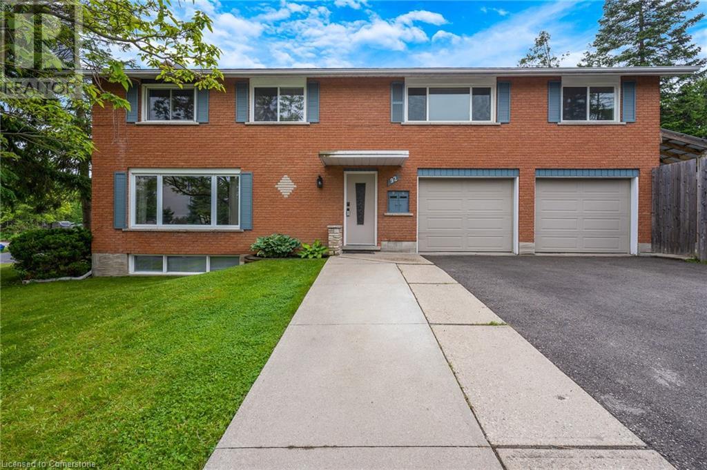 92 Kenwood Drive, Kitchener, Ontario  N2B 3H2 - Photo 1 - 40734202
