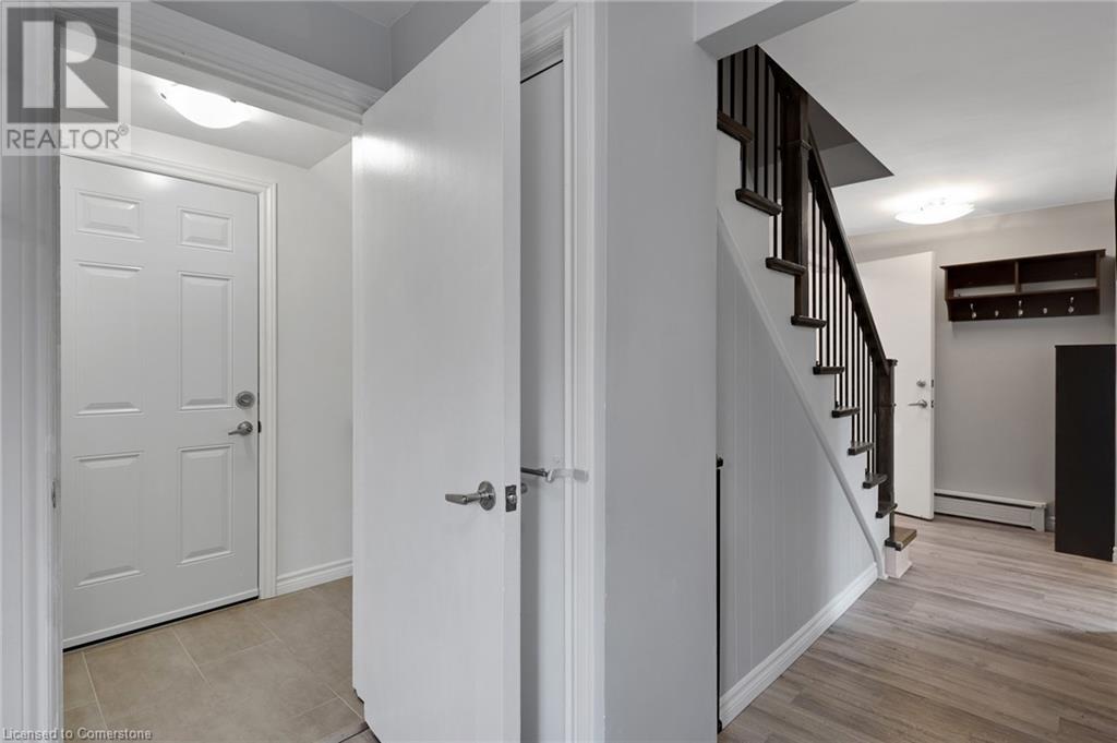 92 Kenwood Drive, Kitchener, Ontario  N2B 3H2 - Photo 11 - 40734202