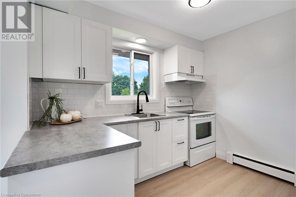 92 Kenwood Drive, Kitchener, Ontario  N2B 3H2 - Photo 36 - 40734202
