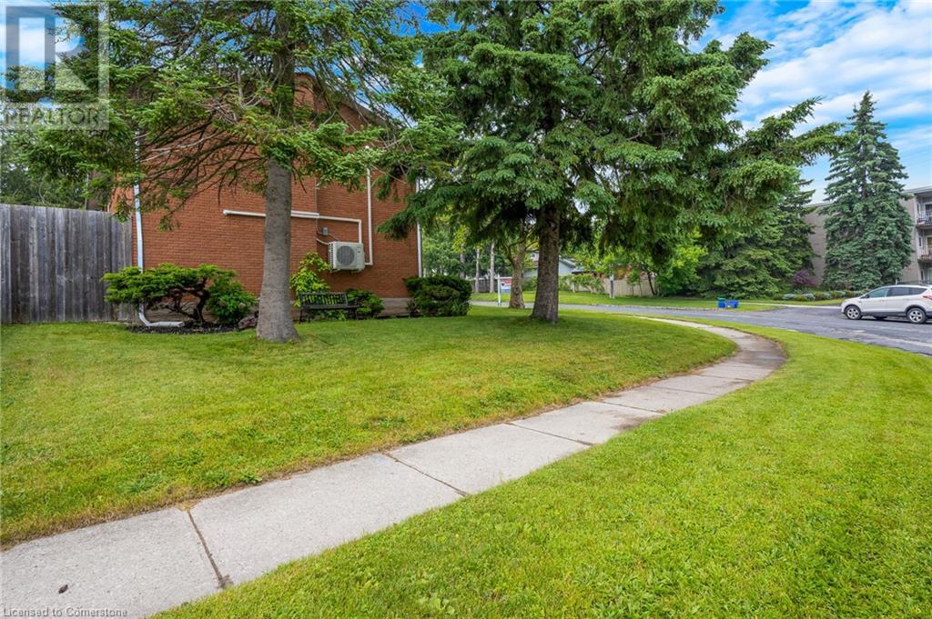 92 Kenwood Drive, Kitchener, Ontario  N2B 3H2 - Photo 42 - 40734202