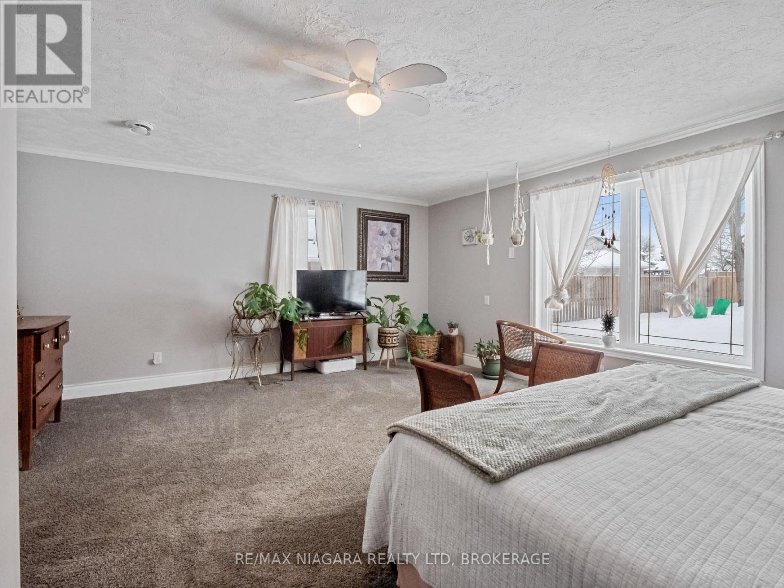 39 Longtent Avenue, Fort Erie, Ontario  L2A 1E2 - Photo 16 - X12198993