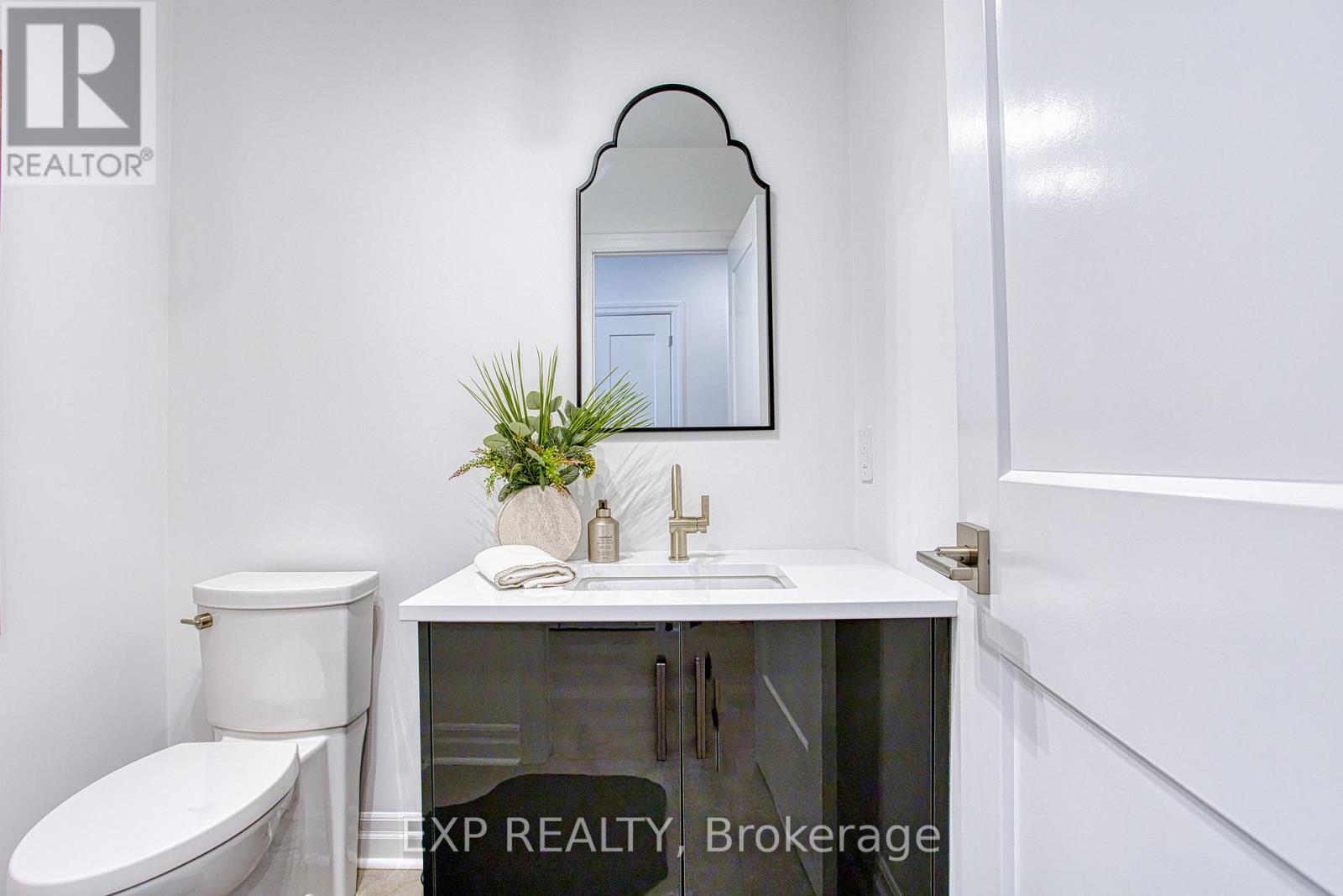 7543 Splendour Drive, Niagara Falls, Ontario  L2H 3V8 - Photo 9 - X12201797