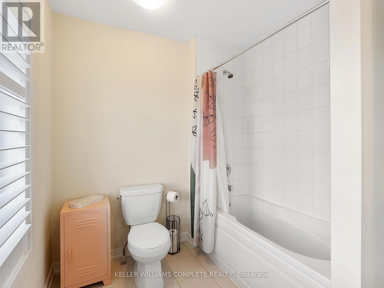 170 Whithorn Crescent, Haldimand, Ontario  N3W 0G7 - Photo 32 - X12201844