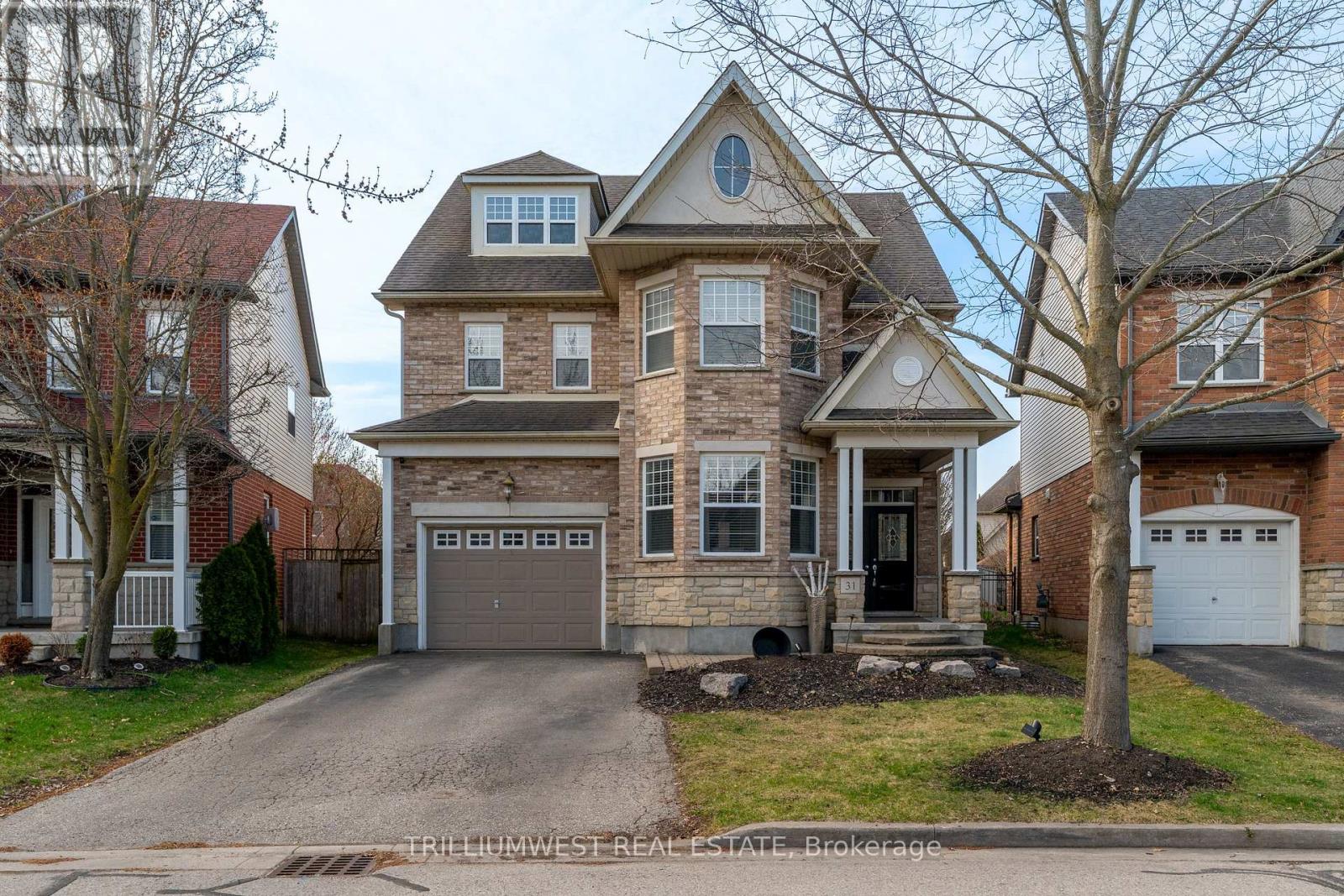 31 Coopershawk Street, Kitchener, Ontario  N2K 4J7 - Photo 1 - X12201865