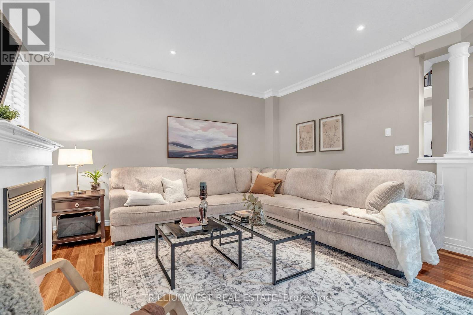 31 Coopershawk Street, Kitchener, Ontario  N2K 4J7 - Photo 8 - X12201865