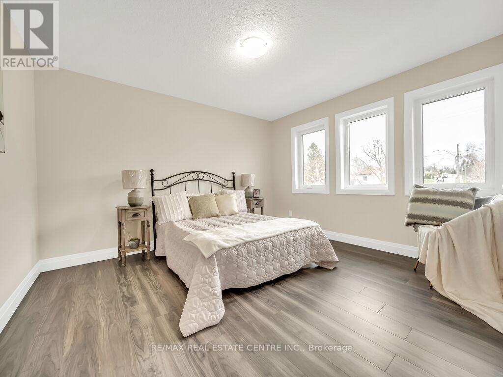 256 King Street W, Ingersoll, Ontario  N5C 2K7 - Photo 37 - X12201871