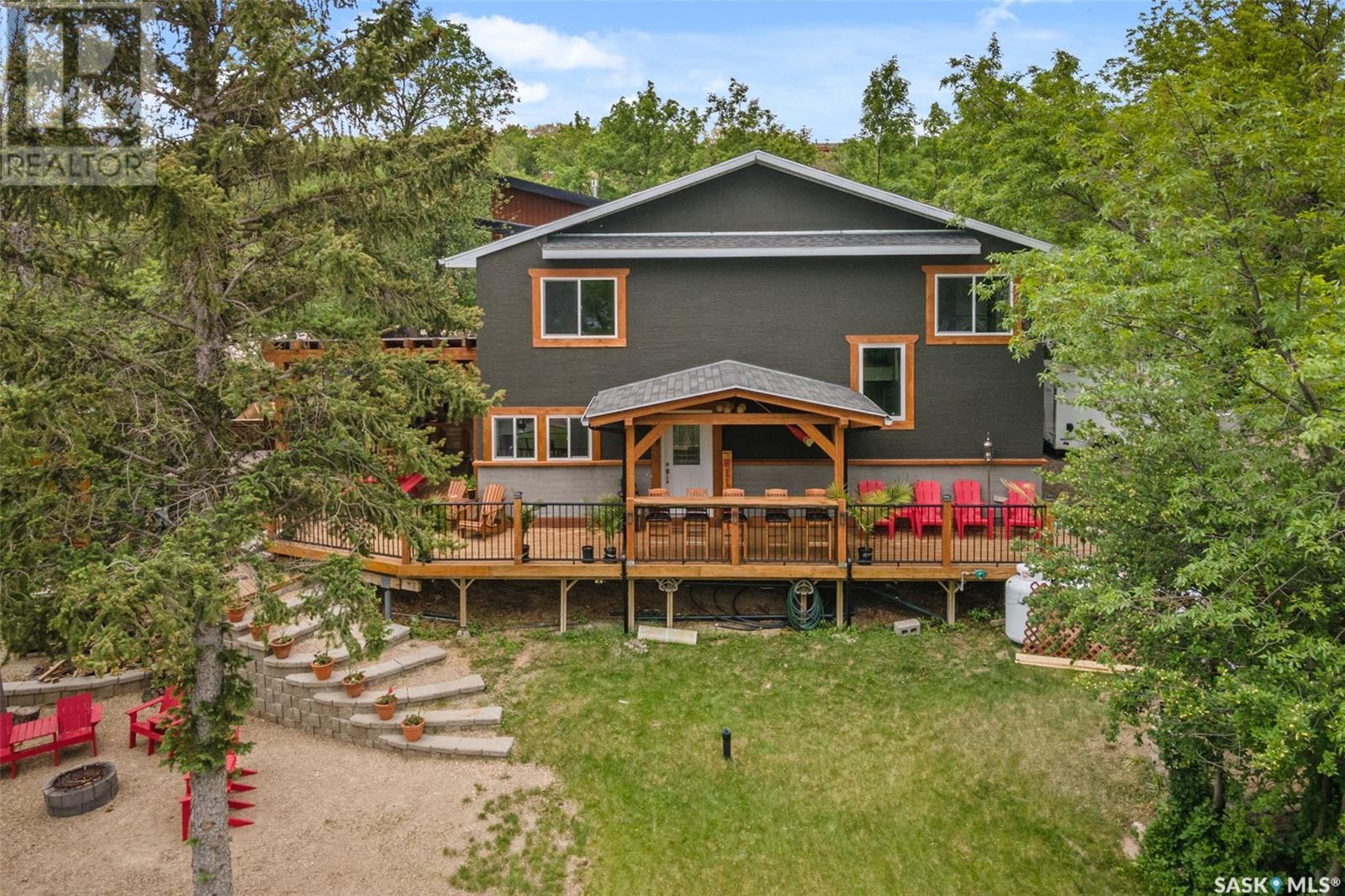 225 3rd Street E, Regina Beach, Saskatchewan  S0G 4C0 - Photo 2 - SK008331