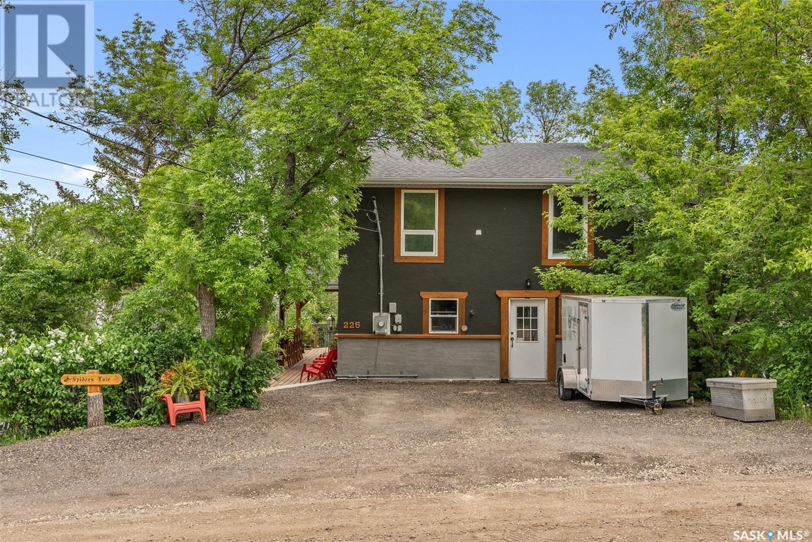 225 3rd Street E, Regina Beach, Saskatchewan  S0G 4C0 - Photo 37 - SK008331