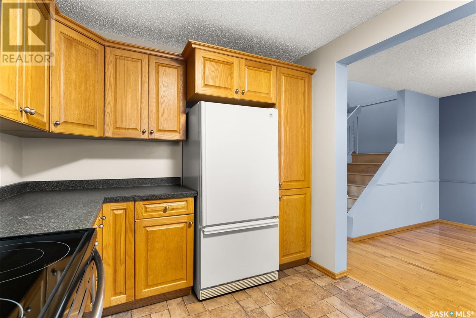 863 Athlone Drive N, Regina, Saskatchewan  S4X 2G7 - Photo 11 - SK008252