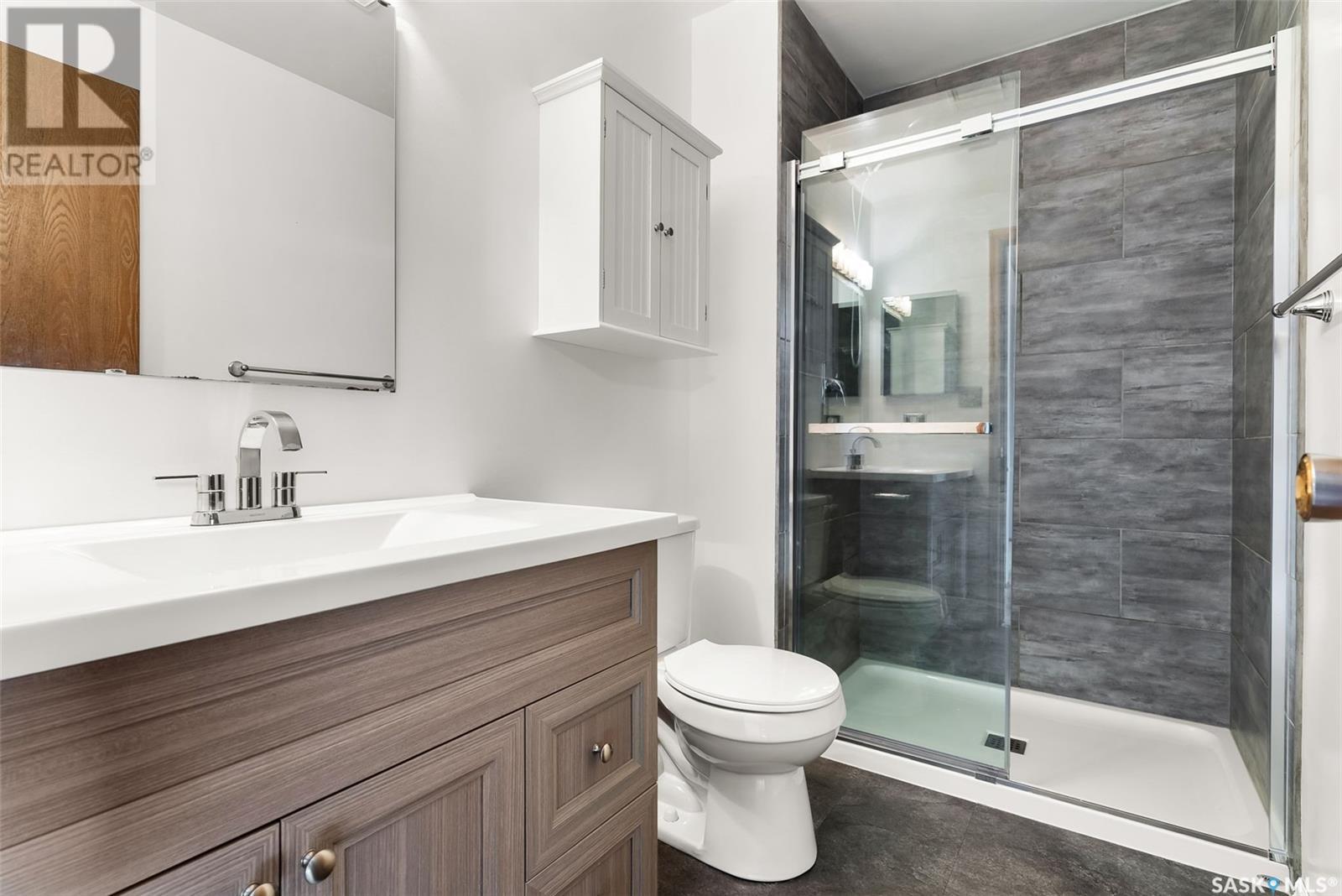 863 Athlone Drive N, Regina, Saskatchewan  S4X 2G7 - Photo 21 - SK008252