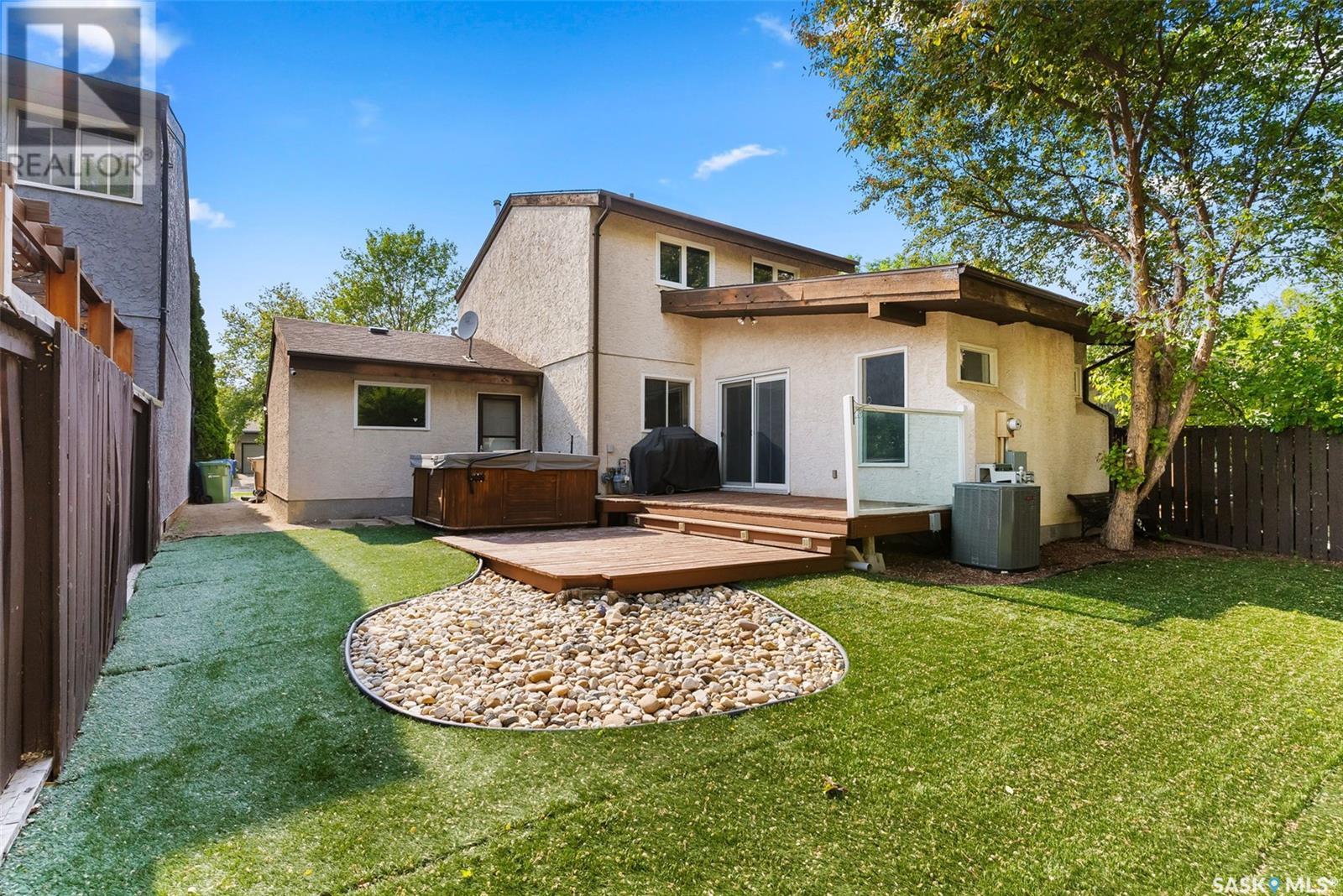 863 Athlone Drive N, Regina, Saskatchewan  S4X 2G7 - Photo 37 - SK008252
