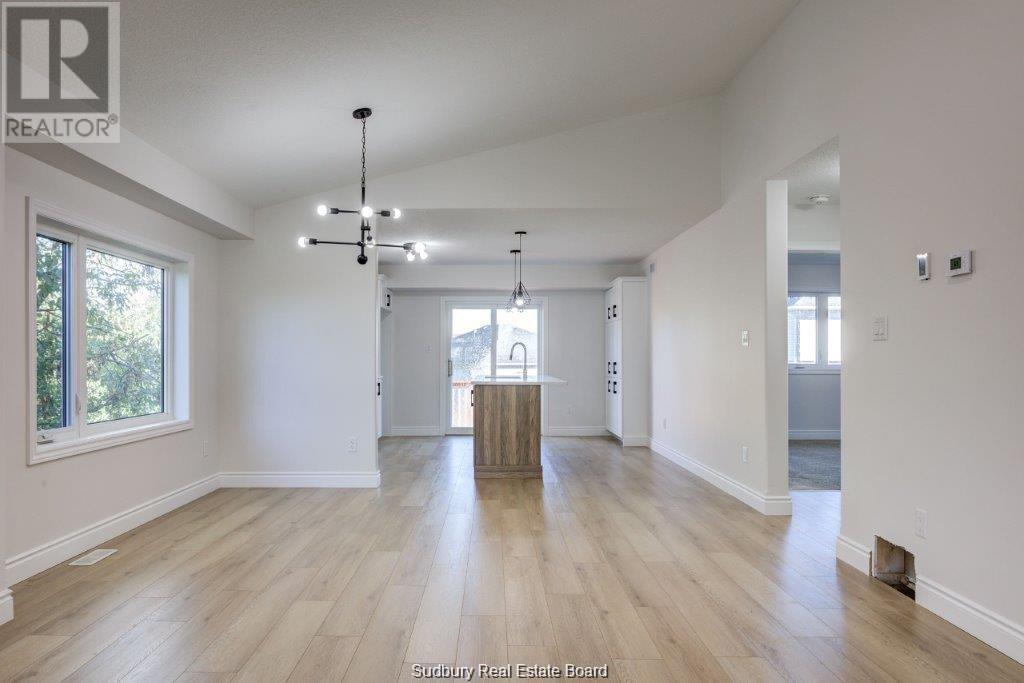 251 Eclipse, Sudbury, Ontario  P3B 0E6 - Photo 14 - 2122765