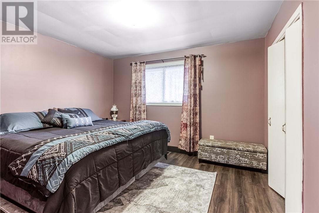 17 Penman Avenue, Garson, Ontario  P3L 1J2 - Photo 11 - 2122746