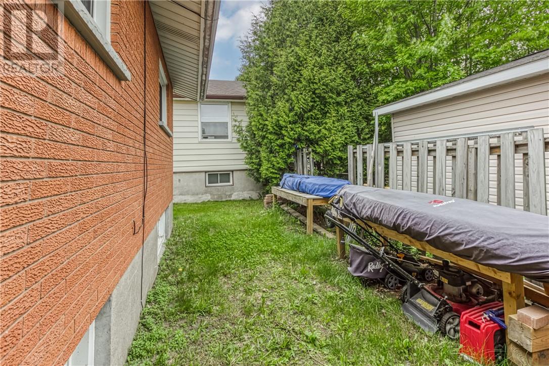 17 Penman Avenue, Garson, Ontario  P3L 1J2 - Photo 34 - 2122746