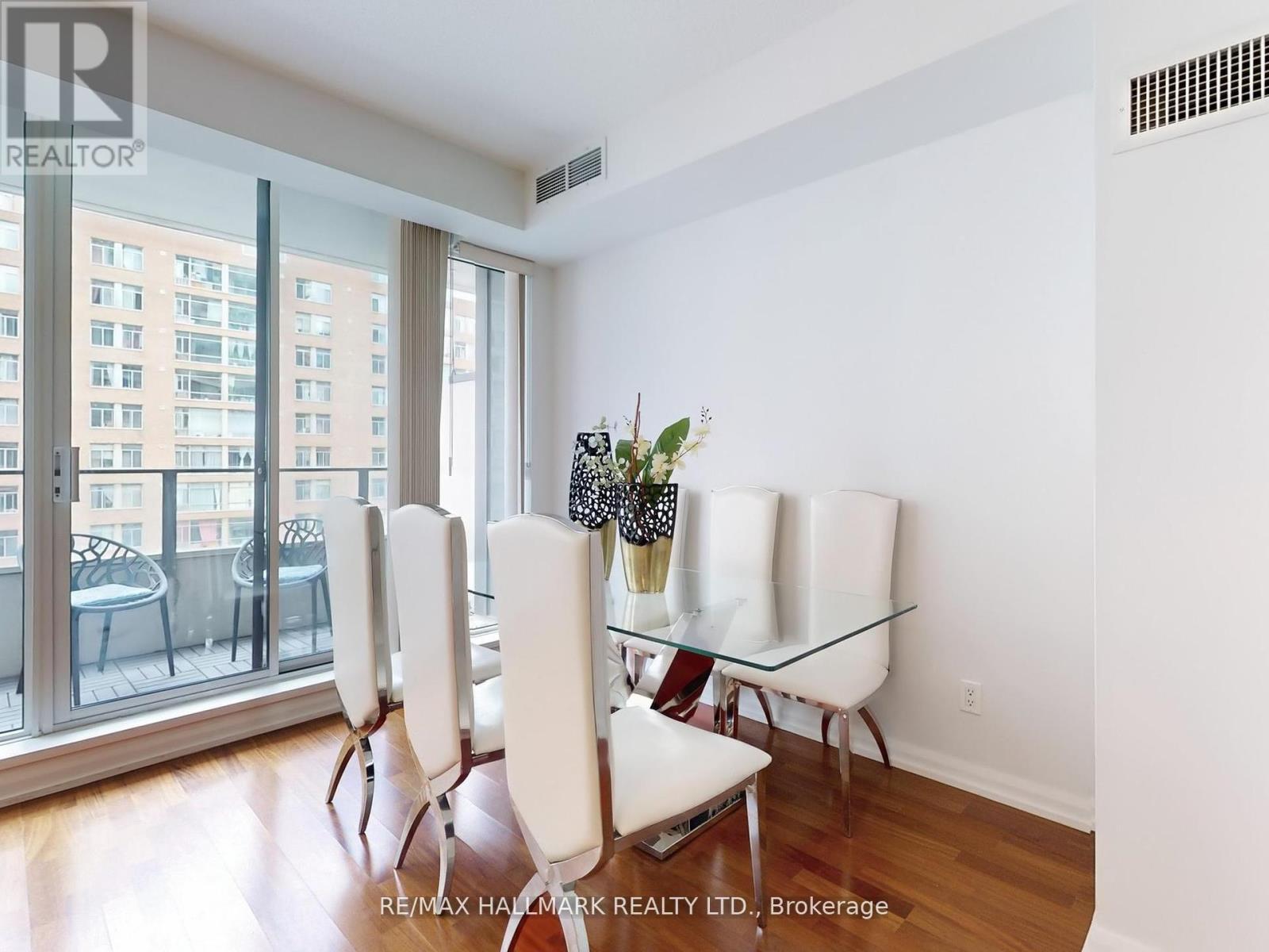 1115 - 111 Elizabeth Street, Toronto, Ontario  M5G 1P7 - Photo 14 - C12201907
