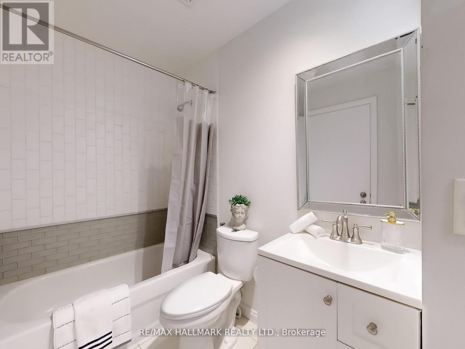 1115 - 111 Elizabeth Street, Toronto, Ontario  M5G 1P7 - Photo 21 - C12201907