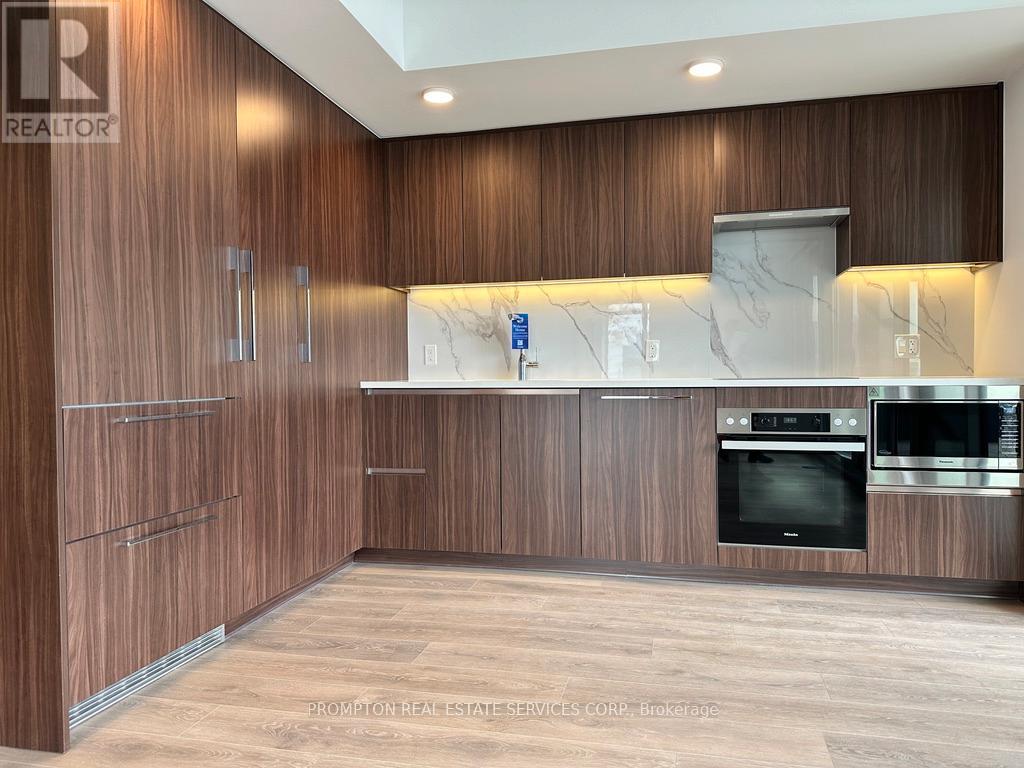 3711 - 1 Concord Cityplace Way, Toronto, Ontario  M5V 0X3 - Photo 3 - C12201950