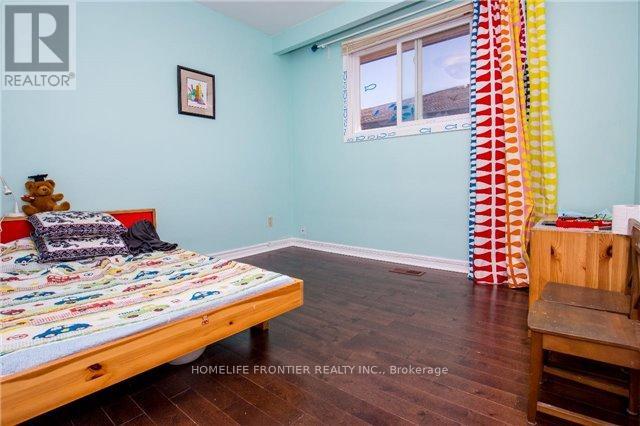 154 Bestview Drive, Toronto (Bayview Woods-Steeles), Ontario  M2M 2Y3 - Photo 10 - C12201990
