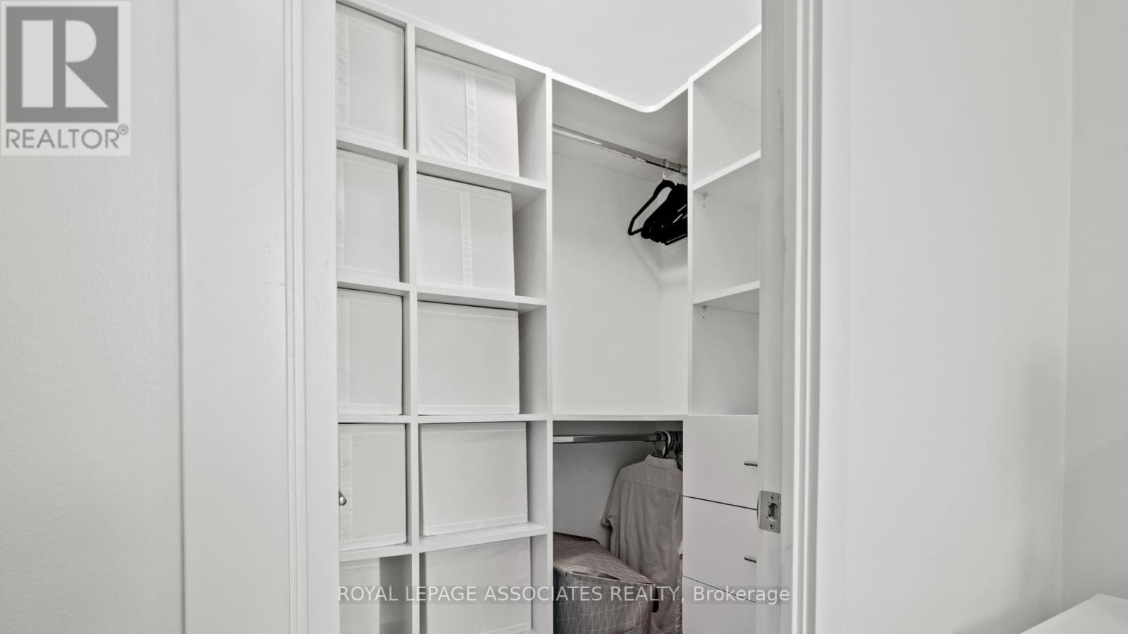 718 - 36 Forest Manor Road, Toronto, Ontario  M2J 0H3 - Photo 12 - C12202017