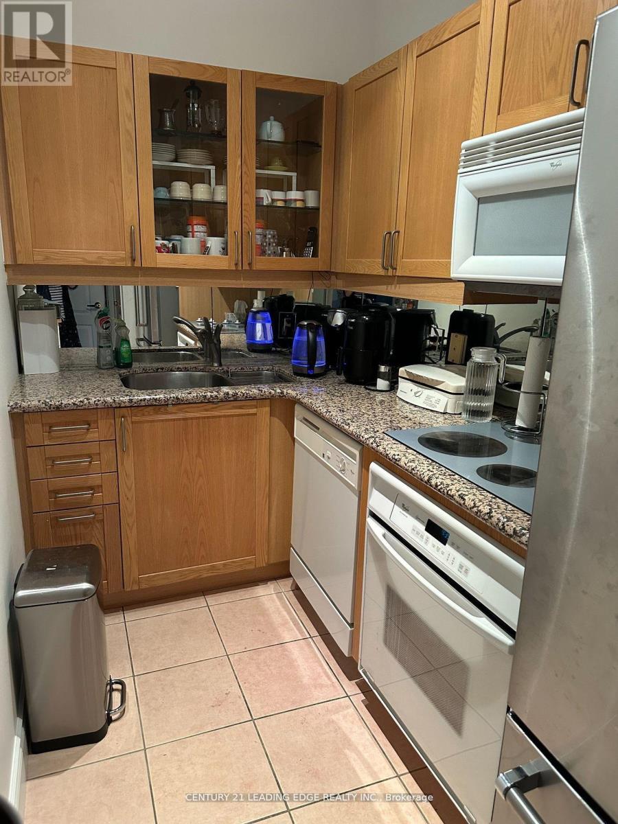 #6 & #7 - 840 Church Street, Toronto, Ontario  M4W 3Y5 - Photo 5 - C12202100