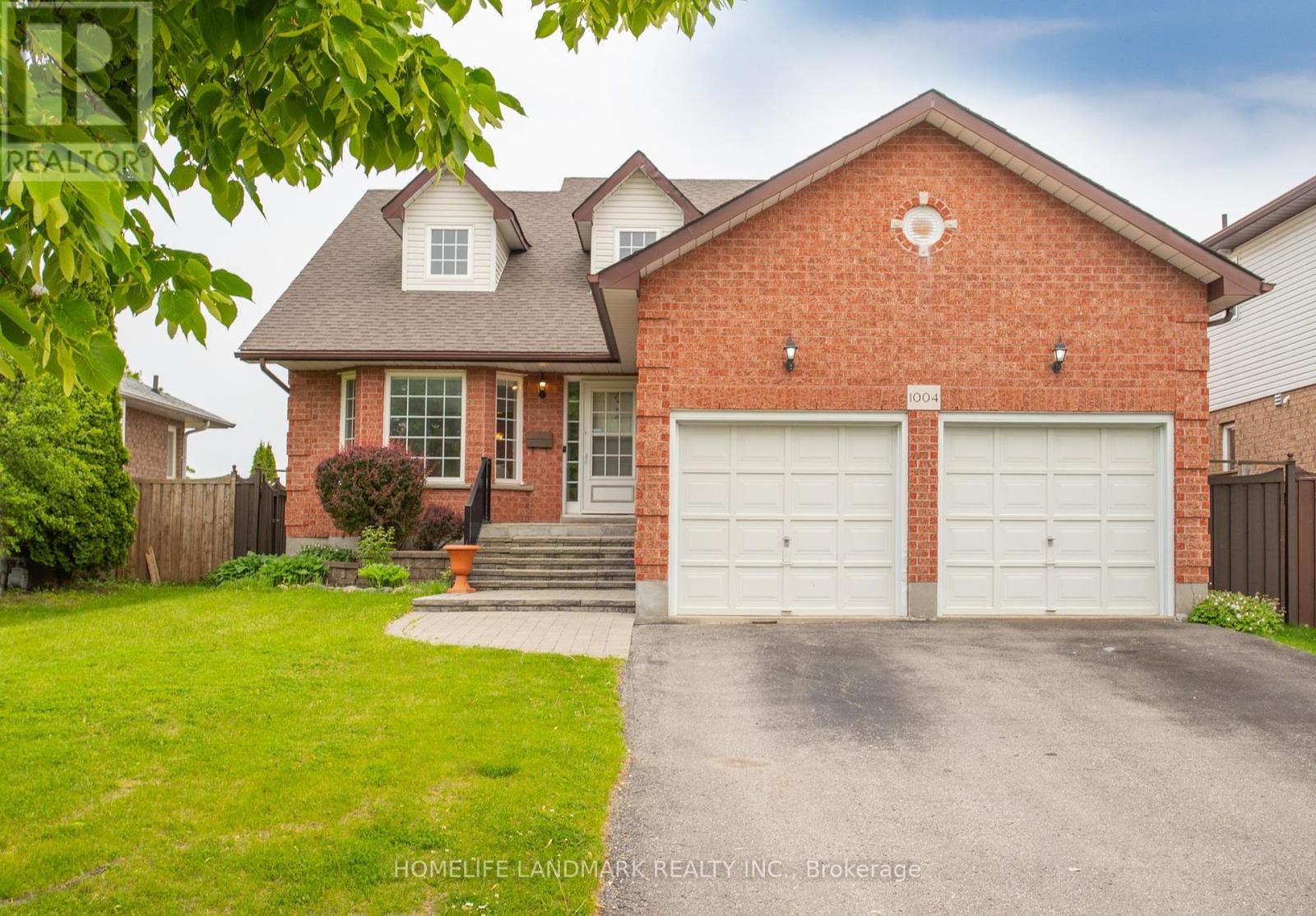 1004 Catskill Drive, Oshawa, Ontario  L1J 8N7 - Photo 1 - E12201954