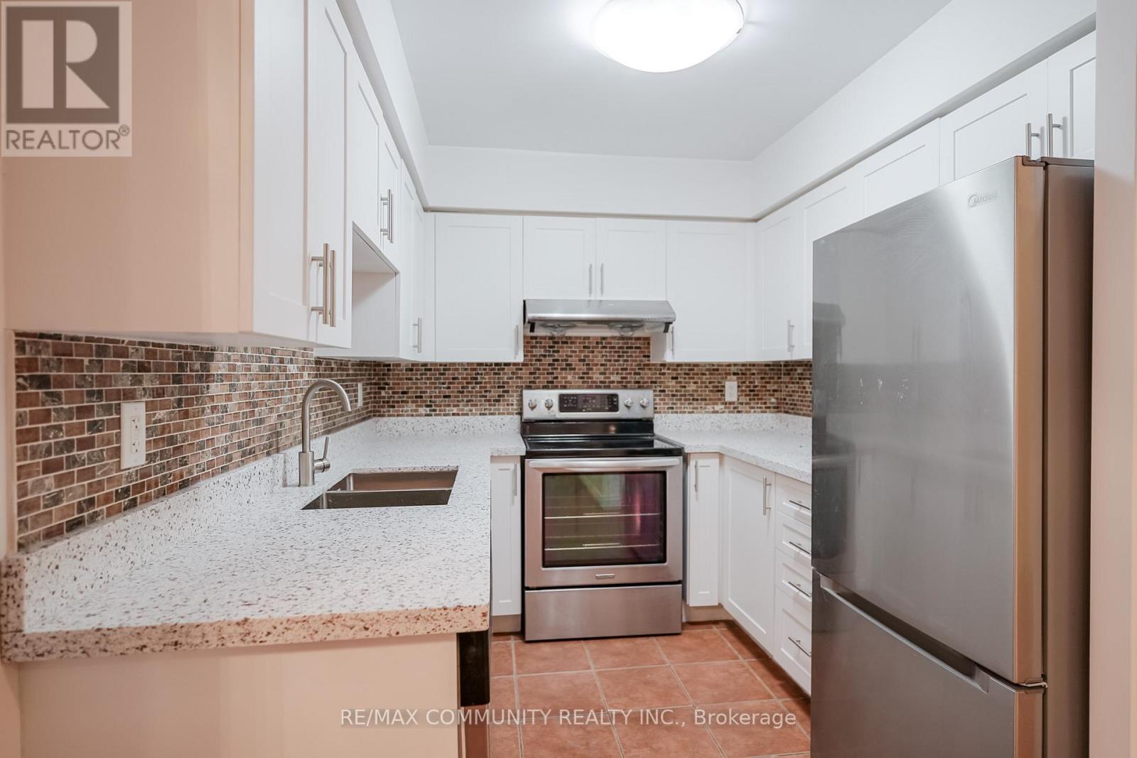 701 - 3650 Kingston Road, Toronto, Ontario  M1M 3X9 - Photo 13 - E12201995