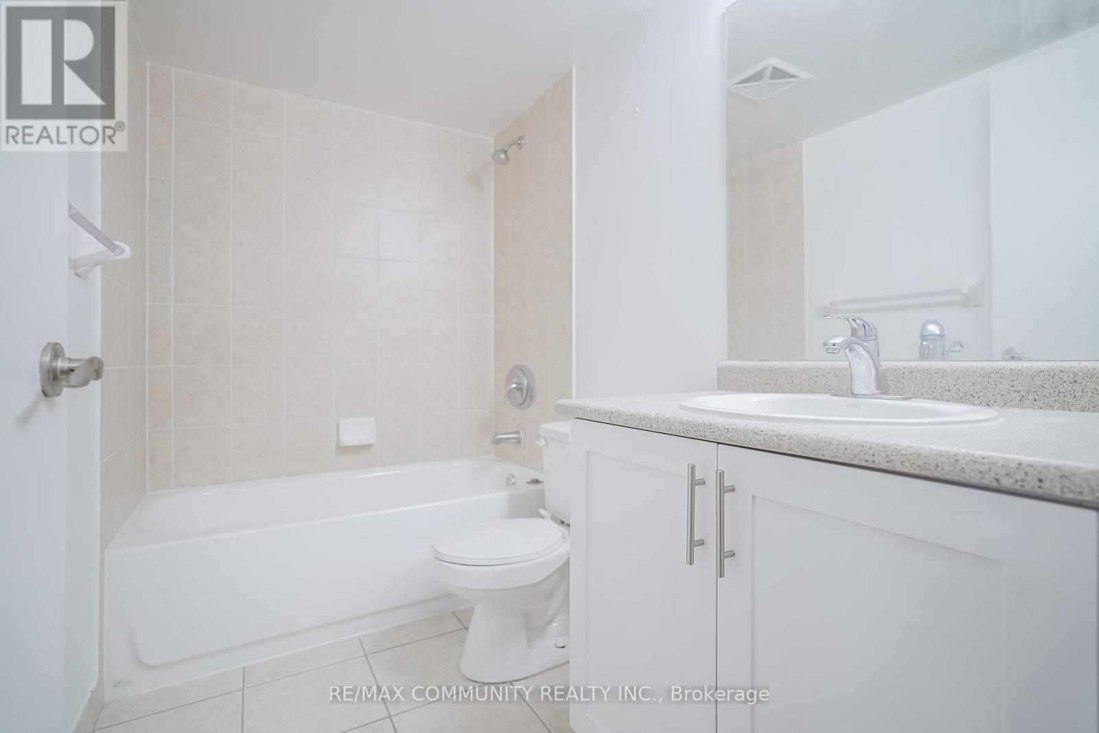 701 - 3650 Kingston Road, Toronto, Ontario  M1M 3X9 - Photo 8 - E12201995