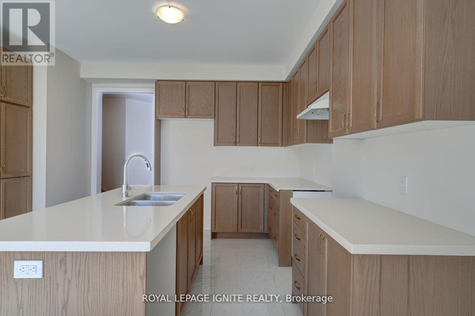 11 Ed Ewert Avenue, Clarington, Ontario  L1B 0W7 - Photo 9 - E12202105