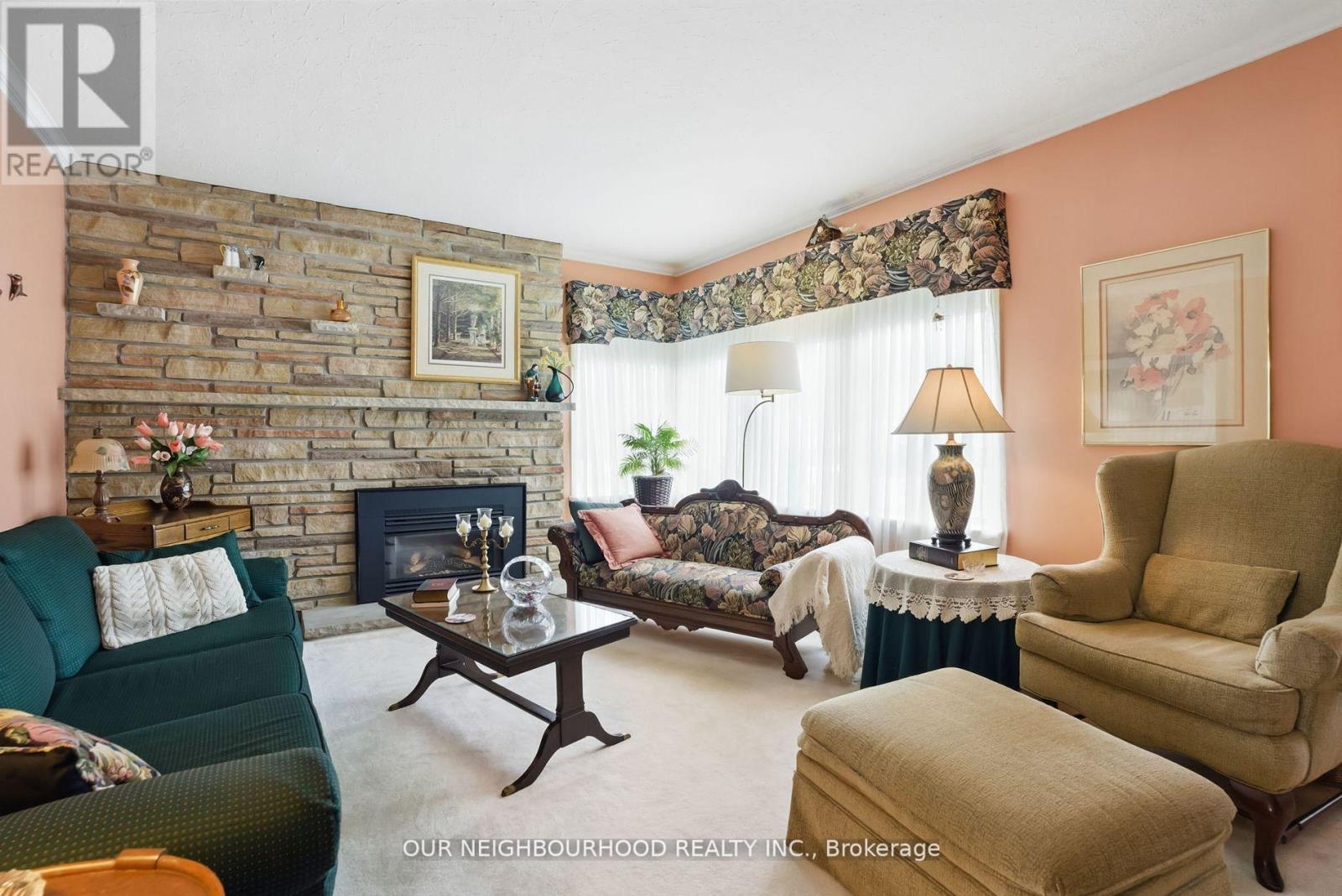 303 Byron Street N, Whitby, Ontario  L1N 4N4 - Photo 4 - E12202141