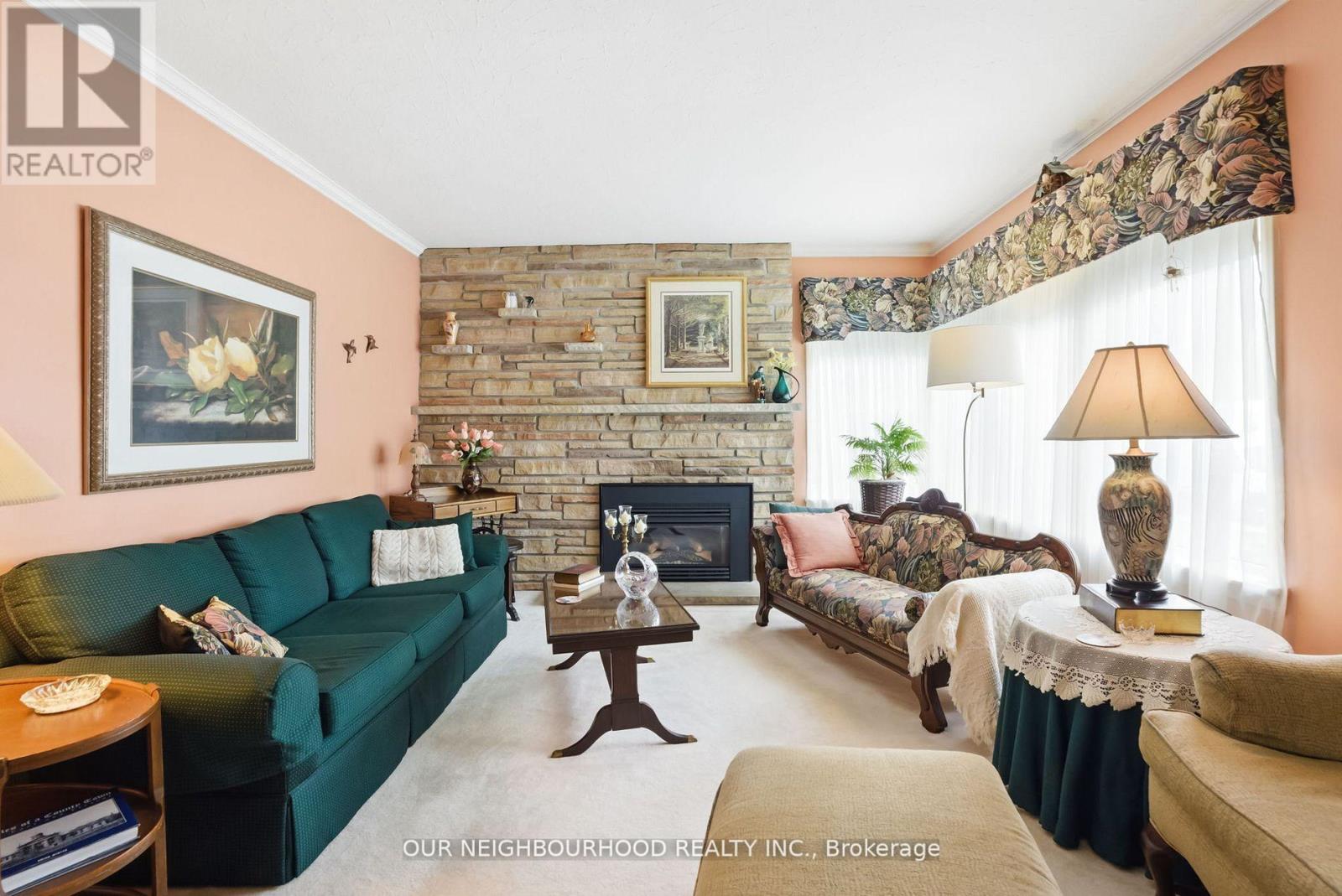 303 Byron Street N, Whitby, Ontario  L1N 4N4 - Photo 6 - E12202141