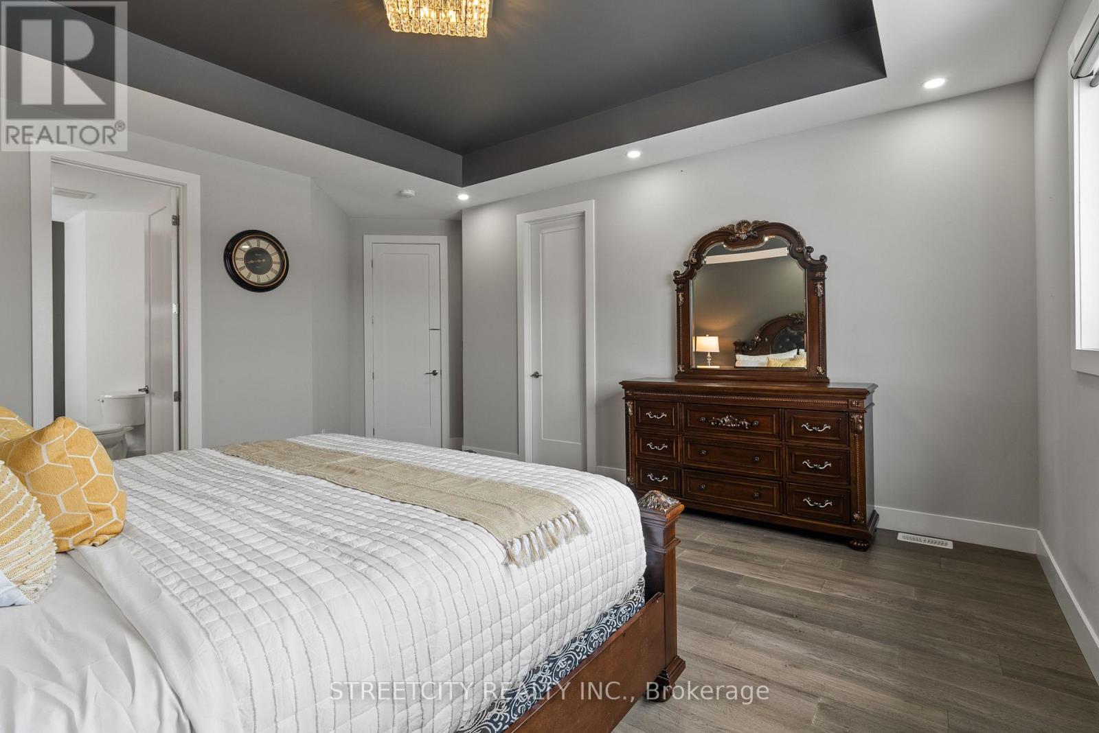 Photo 21 of 47 for 1337 Medway Park Drive