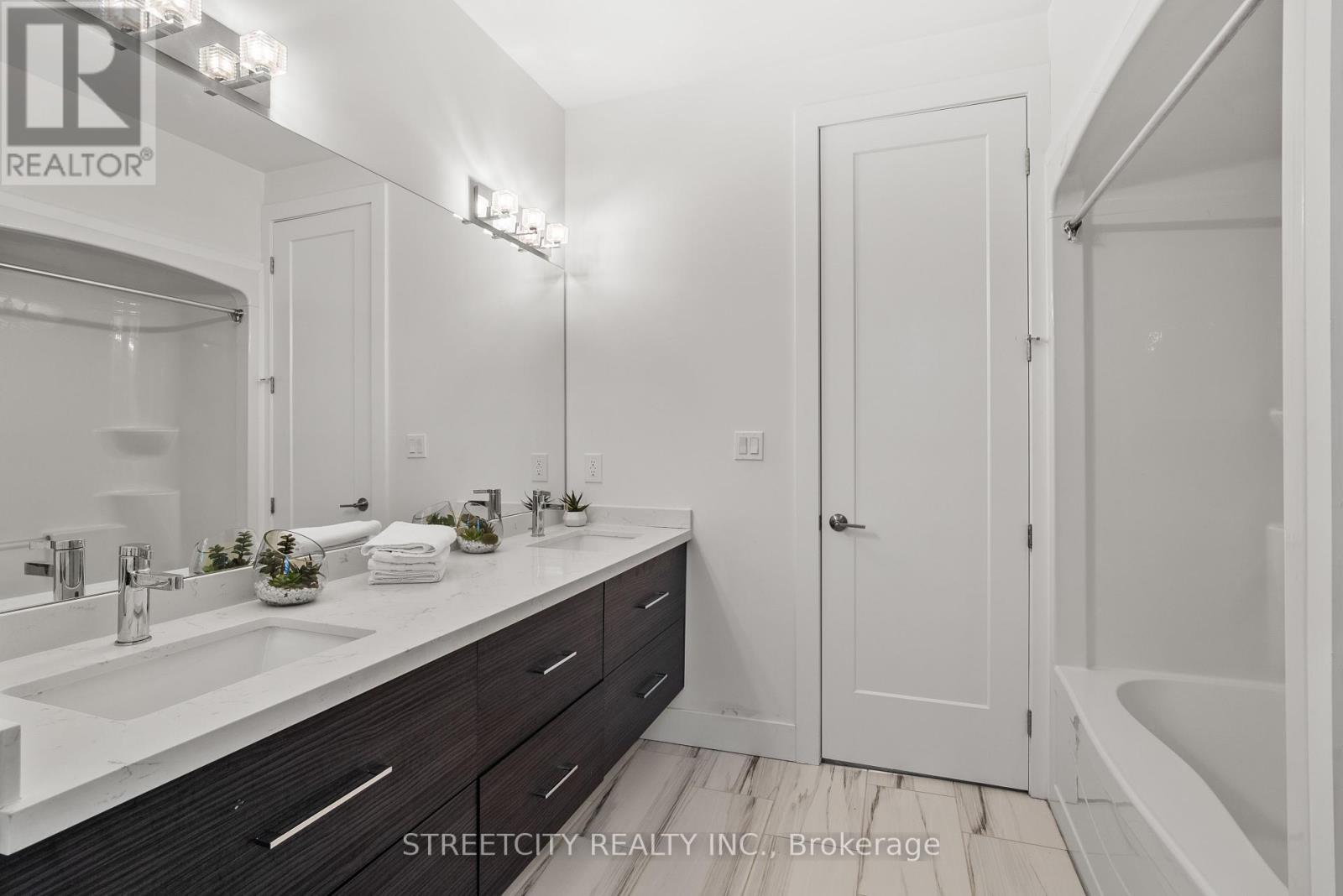Photo 37 of 47 for 1337 Medway Park Drive
