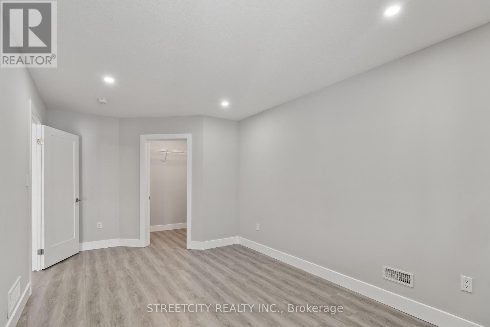 Photo 43 of 47 for 1337 Medway Park Drive