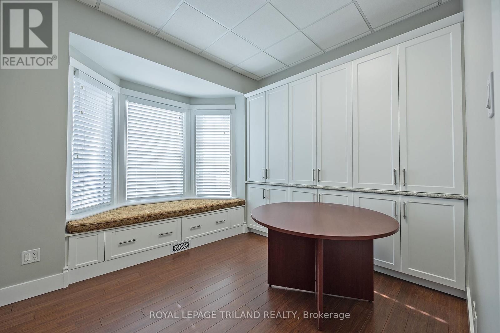 215 Wellington Street, London East, Ontario  N6B 2L2 - Photo 11 - X12202203