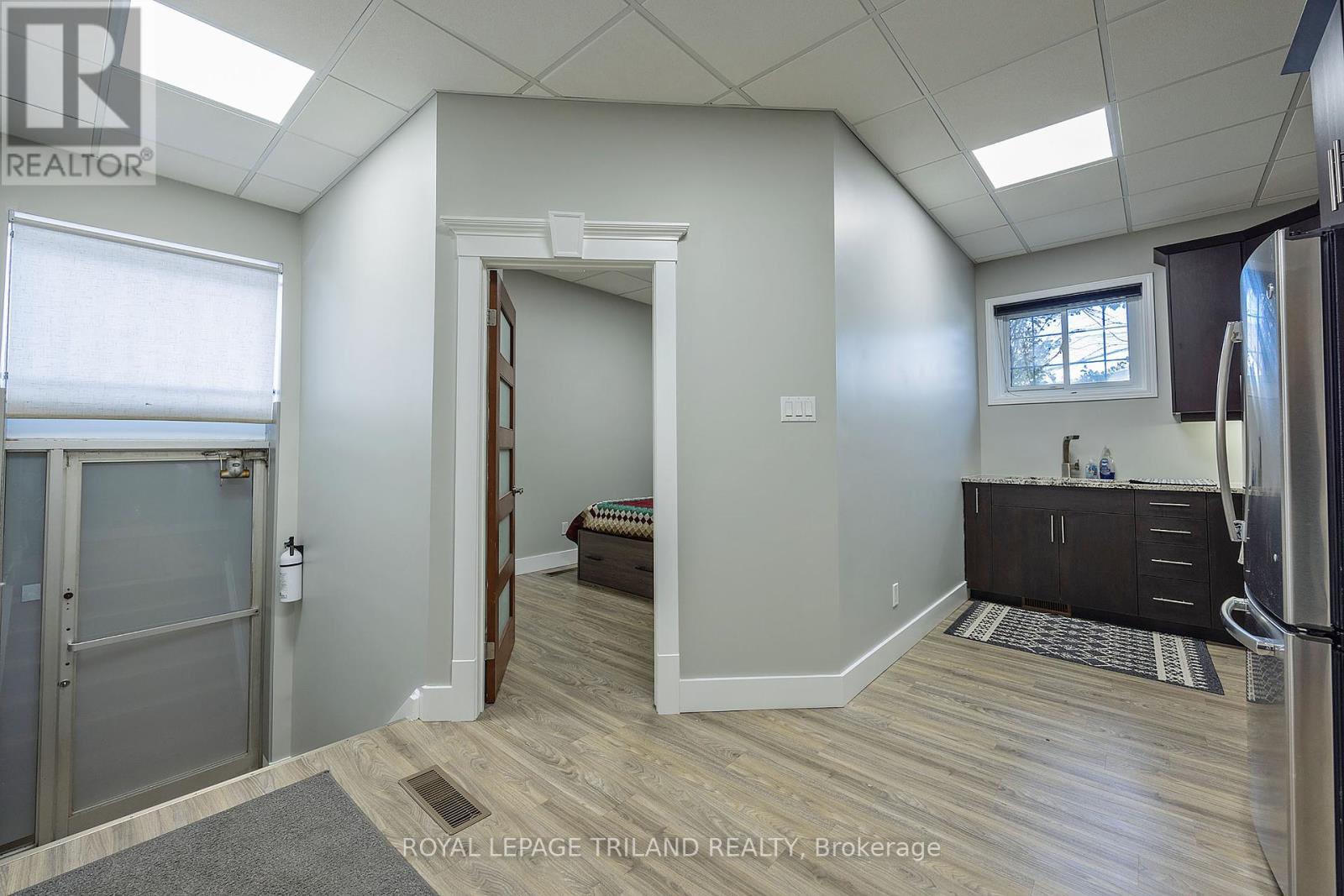 215 Wellington Street, London East, Ontario  N6B 2L2 - Photo 16 - X12202203
