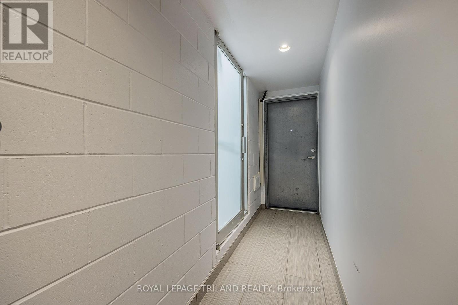 215 Wellington Street, London East (East K), Ontario  N6B 2L2 - Photo 24 - X12202203